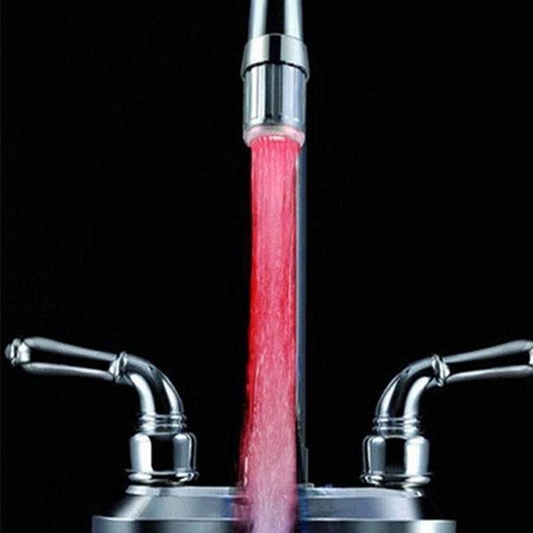 LED Light Changing Temperature Faucet Head
